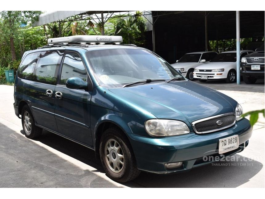 Kia carnival 2002
