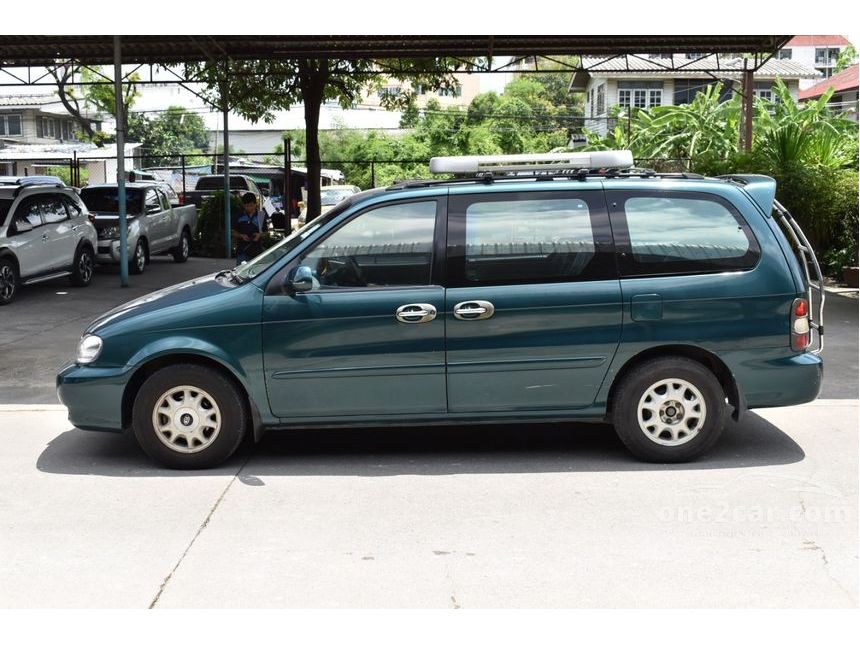 Kia carnival 2002