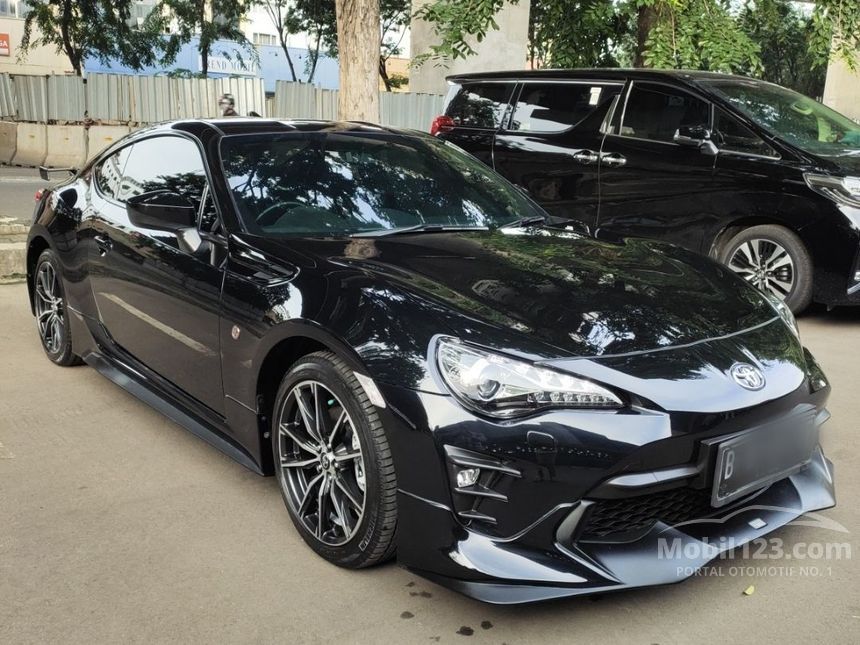 Jual Mobil Toyota 86 2017 TRD 2.0 di DKI Jakarta Automatic Coupe Hitam ...