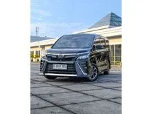 2018 Toyota Voxy 2.0 MPV Paket Kredit CIMB Niaga Auto Finance Siap Pakai Terima Tukar Tambah Cash Kredit Perfect Condition
