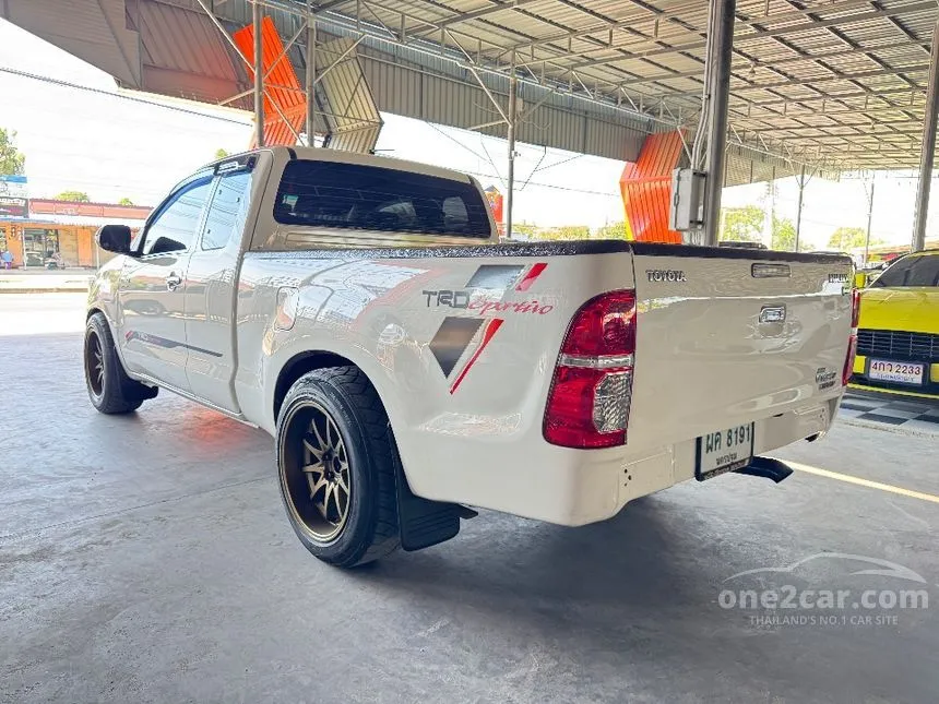 2013 Toyota HILUX VIGO Champ E TRD Sportivo Smart Cab Pickup