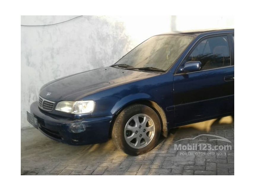 2000 Toyota Corolla XLi Sedan