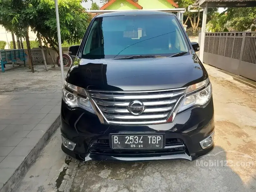 Jual Mobil Nissan Serena 2016 Highway Star 2.0 di Jawa Tengah Automatic MPV Hitam Rp 180.000.000