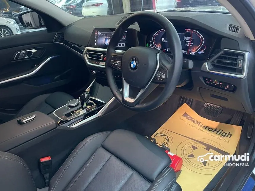 2021 BMW 320i Dynamic Sedan