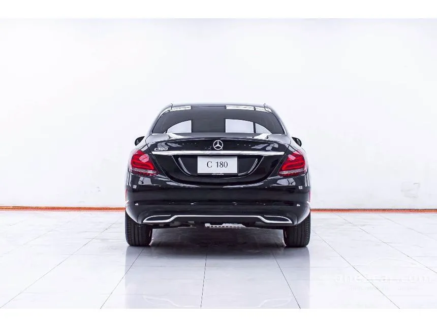 2015 Mercedes-Benz C180 Sedan