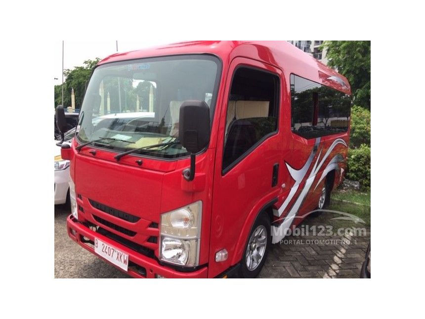 Gambar Mobil Isuzu Giga - golek gambar