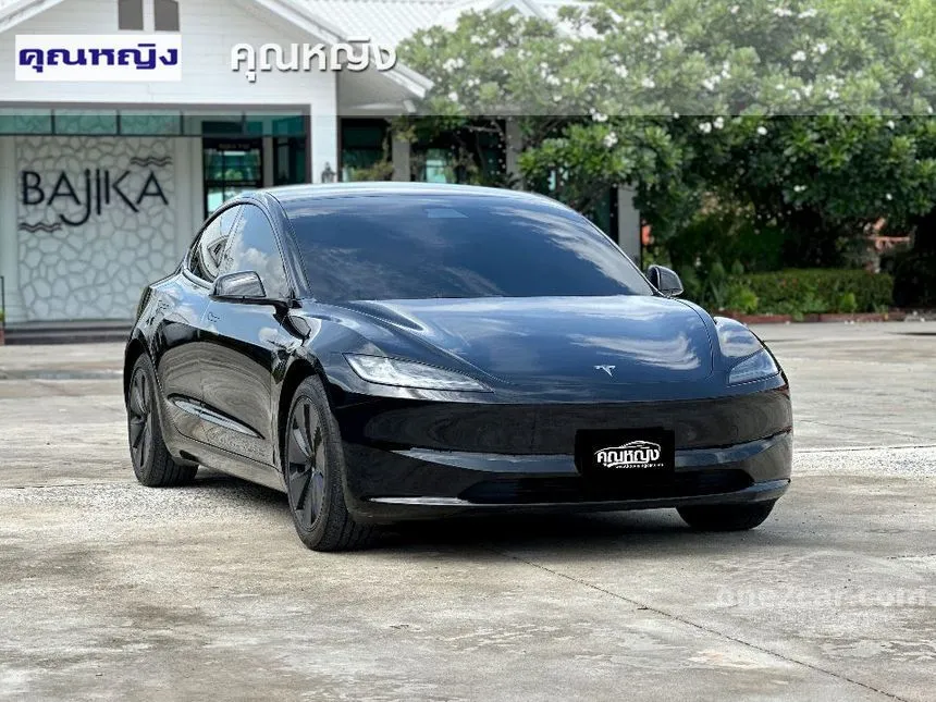2024 TESLA Model 3 Sedan