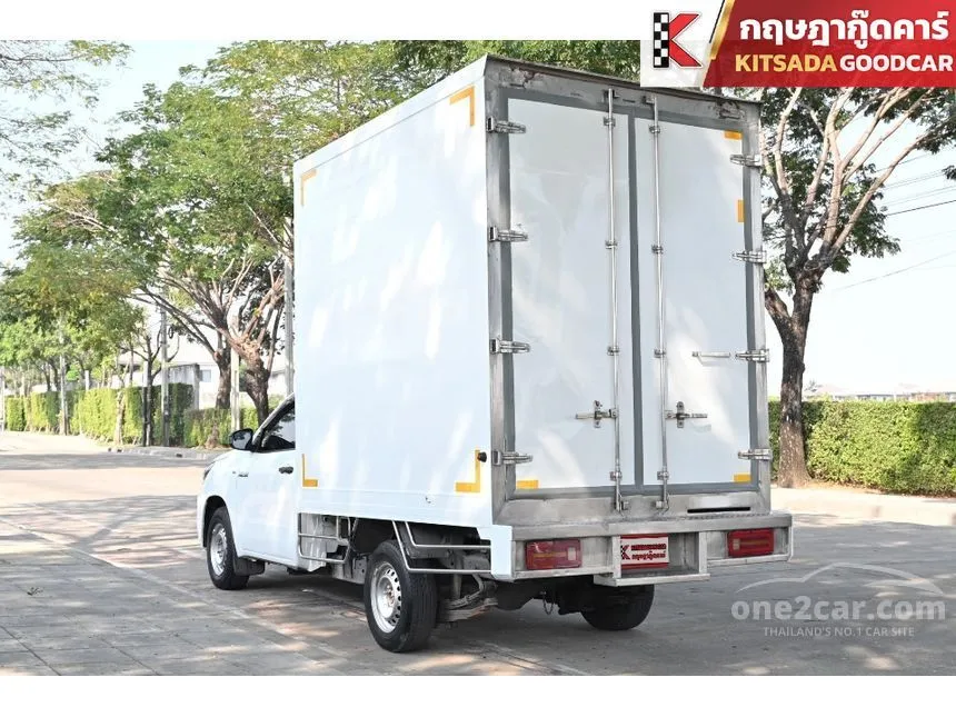 2022 Toyota Hilux Revo Entry Pickup
