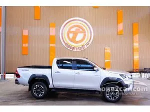 2023 Toyota HILUX REVO 2.4 Double Cab Prerunner Mid Pickup