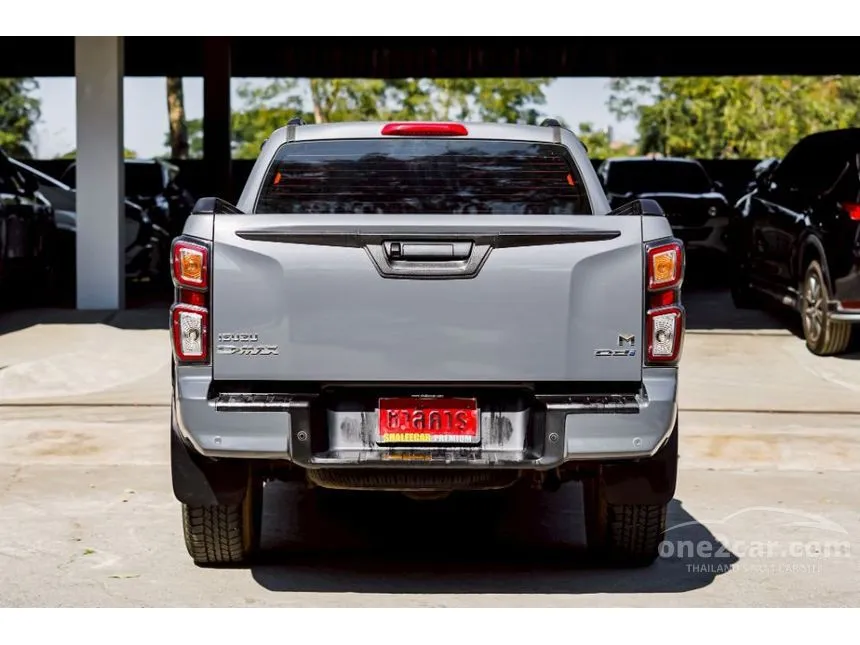 2022 Isuzu D-MAX Vcross M Cab-4 Pickup