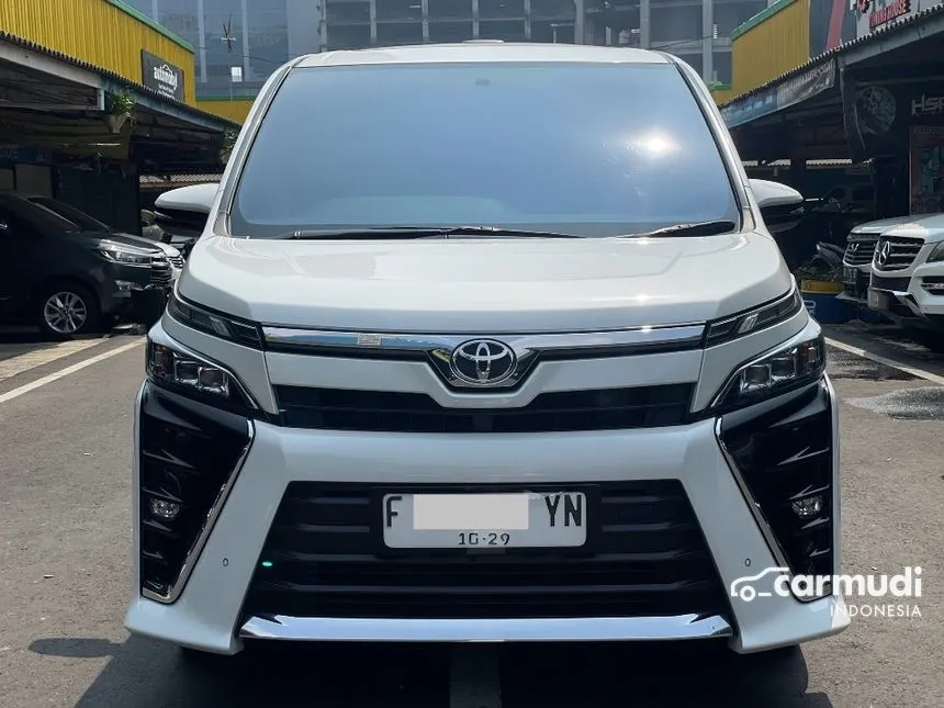 2019 Toyota Voxy MPV
