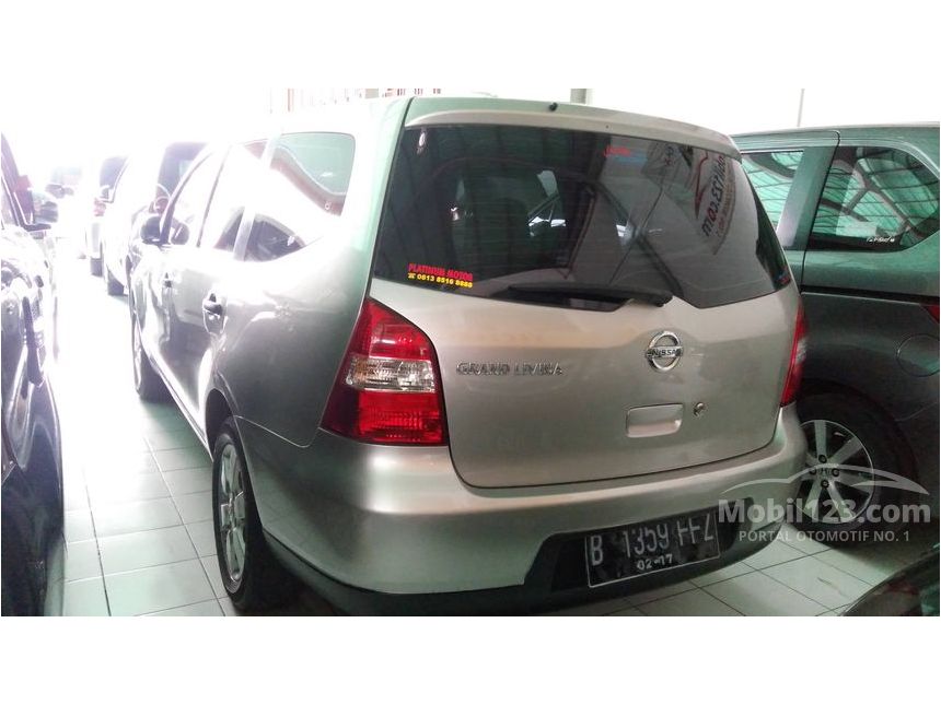 Jual Mobil  Nissan Grand  Livina  2012 XV  1 5 di Jawa Barat 