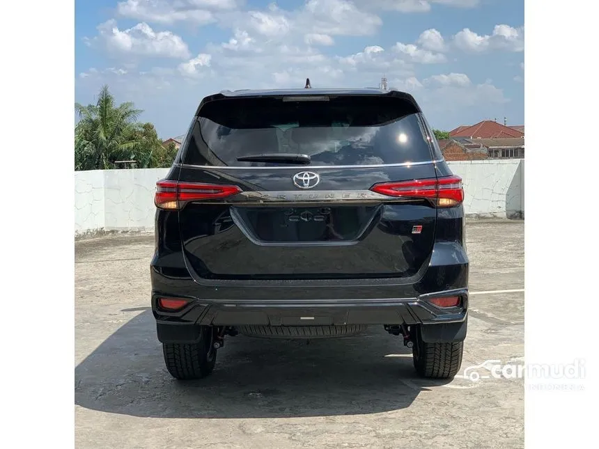 2024 Toyota Fortuner VRZ SUV