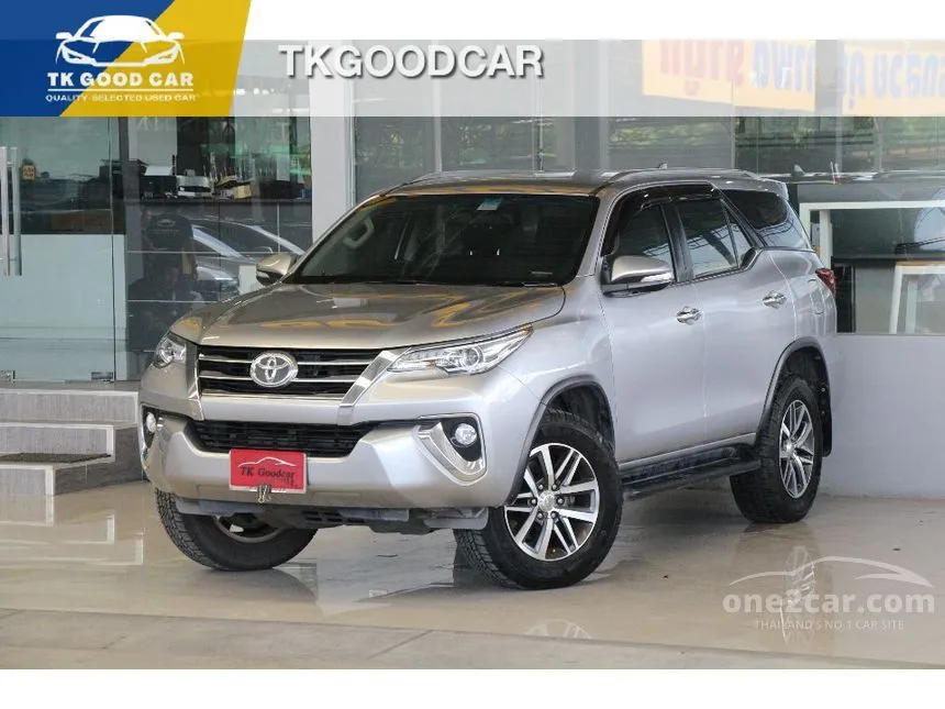 2016 Toyota FORTUNER V SUV