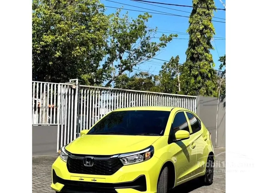 Jual Mobil Honda Brio 2024 S Satya 1.2 di Banten Manual Hatchback Kuning Rp 5.000.000