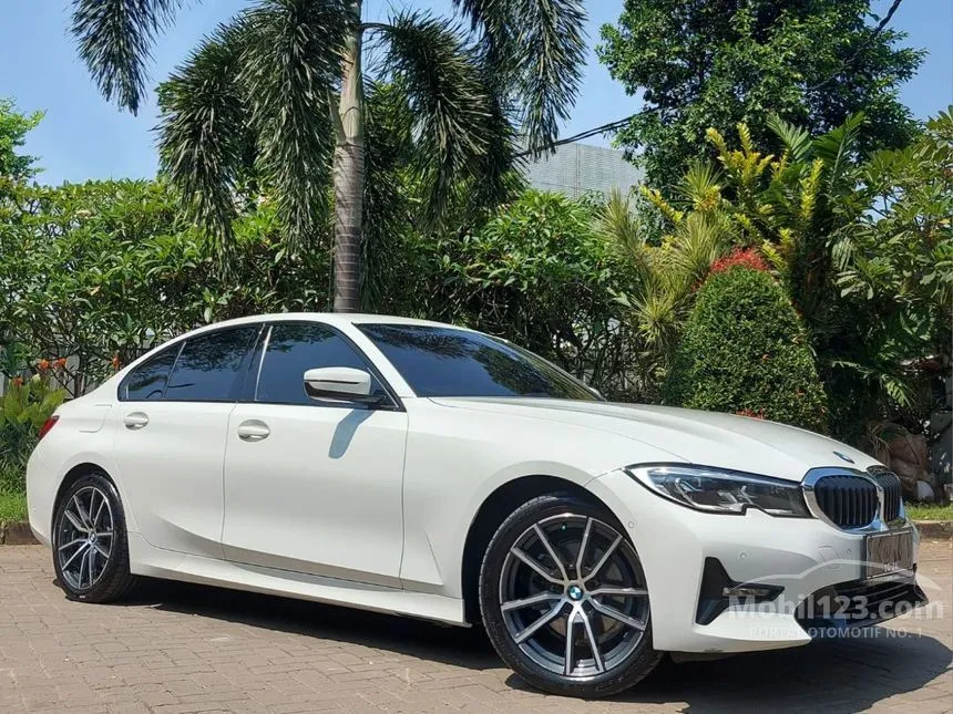 Jual Mobil BMW 320i 2020 Sport 2.0 di DKI Jakarta Automatic Sedan Putih ...
