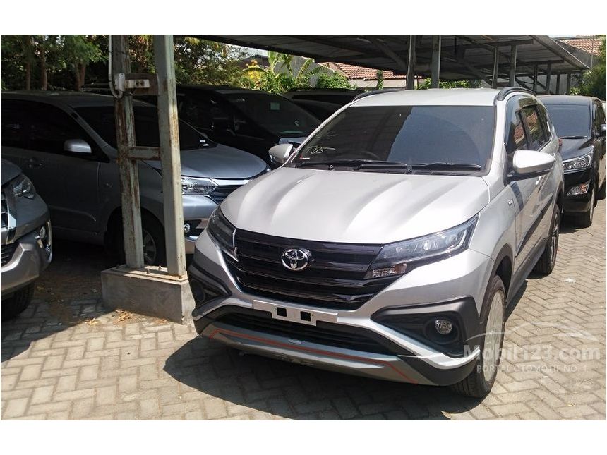 Jual Mobil Toyota Rush 2019 TRD Sportivo 1.5 di Jawa Timur 