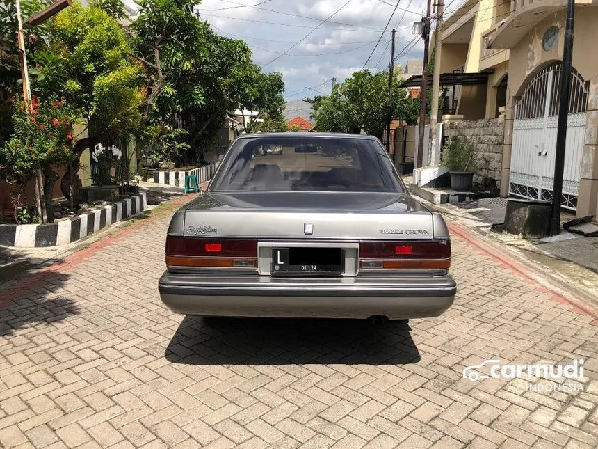 1989 Toyota Crown Sedan