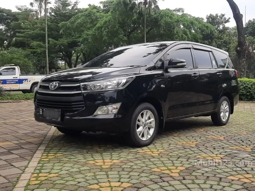Jual Mobil Toyota Kijang Innova 2017 G 2.0 di Banten Automatic MPV Hitam Rp 233.000.000
