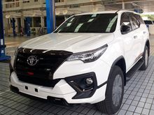 Toyota Fortuner VRZ 2,4 Diesel , Promo Special, bunga 0%