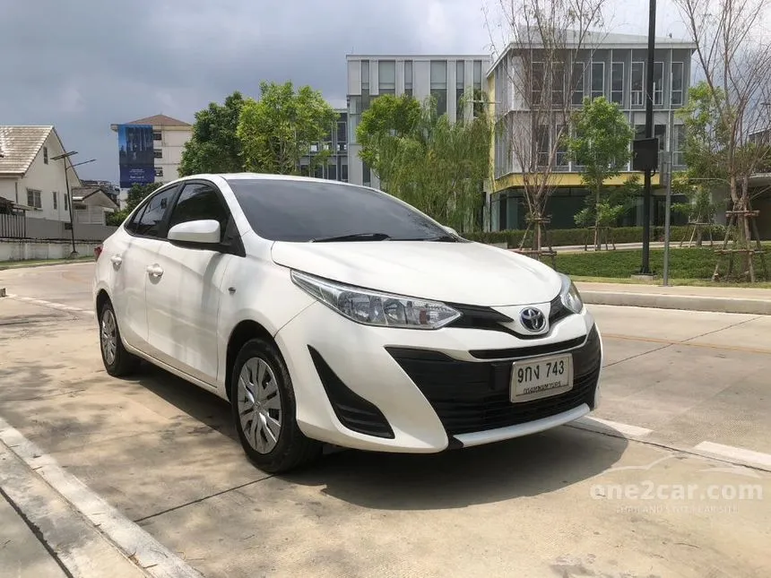 2019 Toyota Yaris Ativ J Sedan
