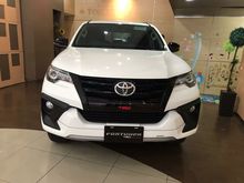 2020 Toyota Fortuner 2,4 TRD SUV