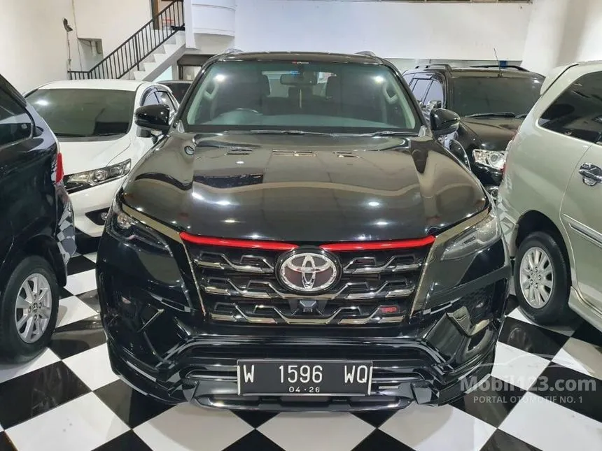Jual Mobil Toyota Fortuner 2021 GR Sport 2.4 di Jawa Timur Automatic SUV Hitam Rp 475.000.000
