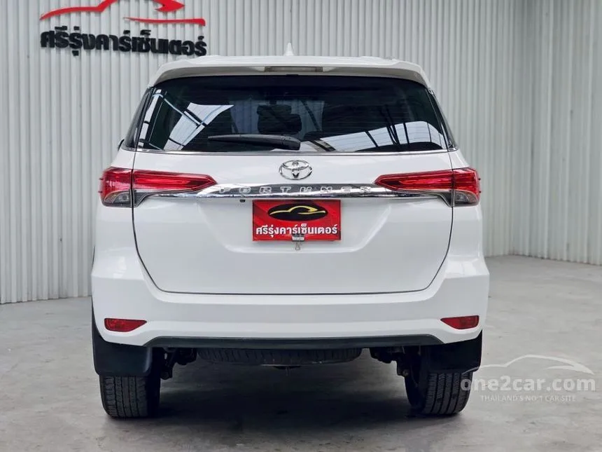 2018 Toyota FORTUNER V SUV