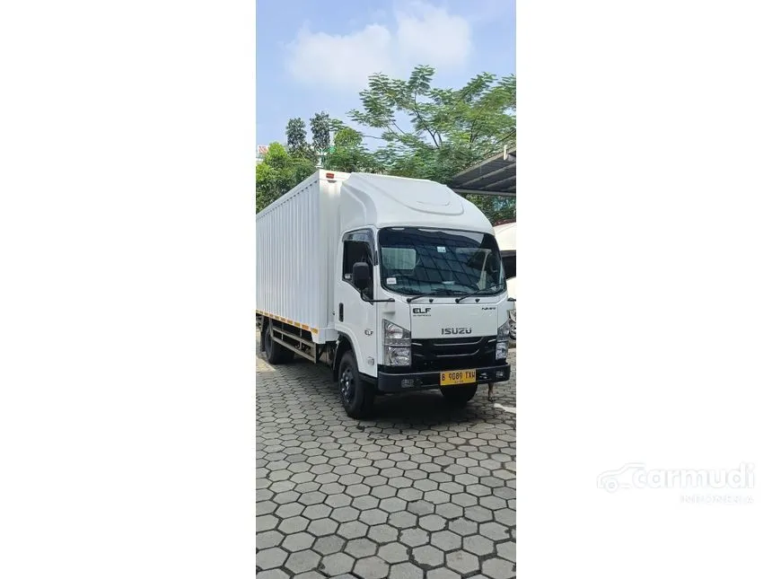 Jual Mobil Isuzu Elf 2023 NMR 81 L 4.8 di Banten Manual Trucks Putih Rp 440.000.000