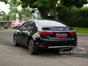 2017 Toyota Corolla Altis 1.8 V Sedan