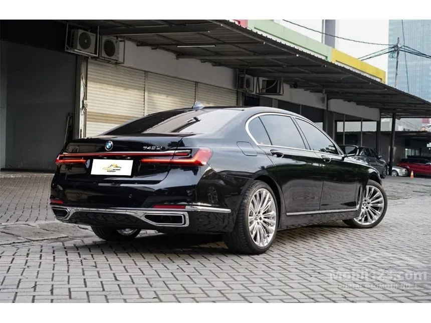 2020 BMW 740Li Opulence Sedan