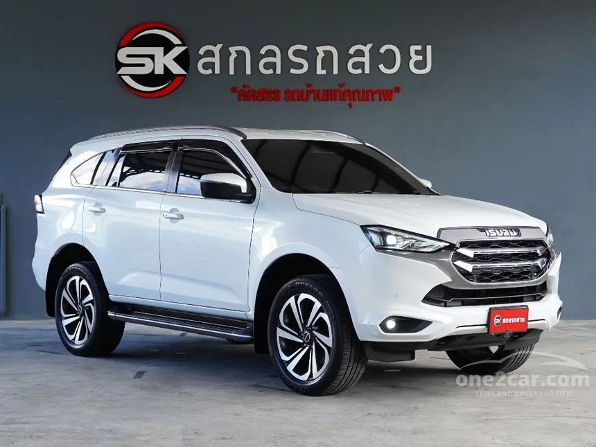 2022 Isuzu MU-X Ultimate SUV