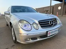 2004 Mercedes-Benz E240 2.6 Sedan W211 Merc Benz 2005 Automatic 2006 AT