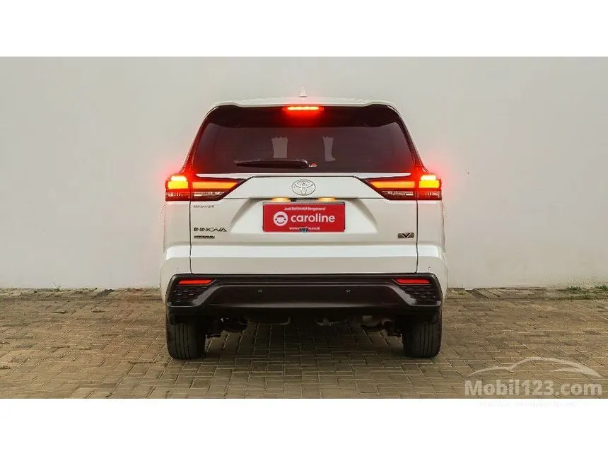 2023 Toyota Kijang Innova Zenix V (Premium Color) MPV