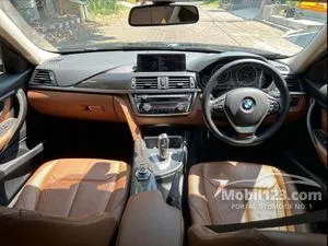 2013 BMW 320i 2.0 Sport Sedan