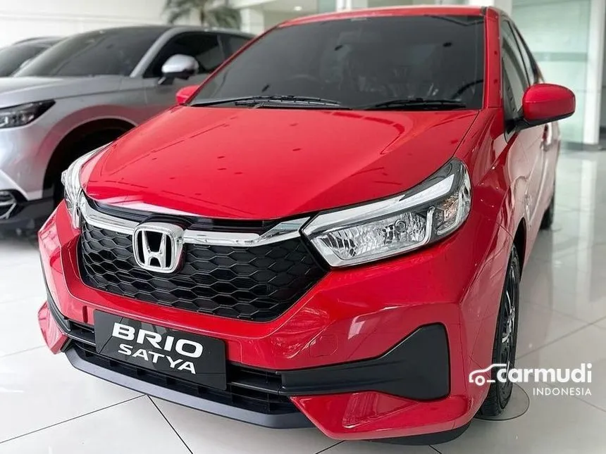 Jual Mobil Honda Brio 2024 E Satya 1.2 di Jawa Timur Automatic Hatchback Merah Rp 193.300.000