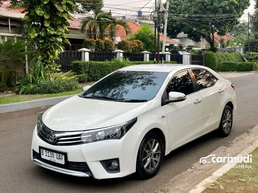 2014 Toyota Corolla Altis V Sedan