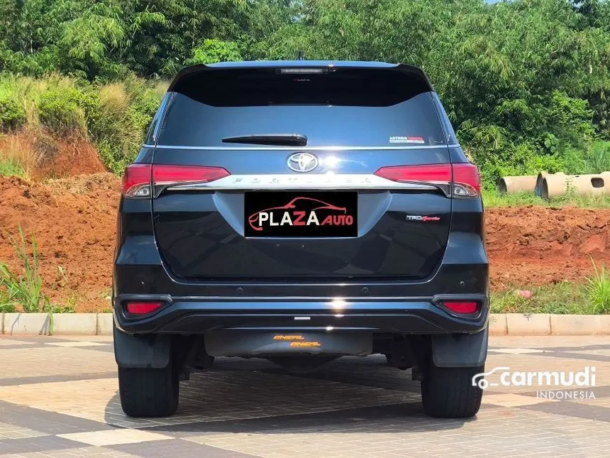 2019 Toyota Fortuner VRZ 4X2 SUV
