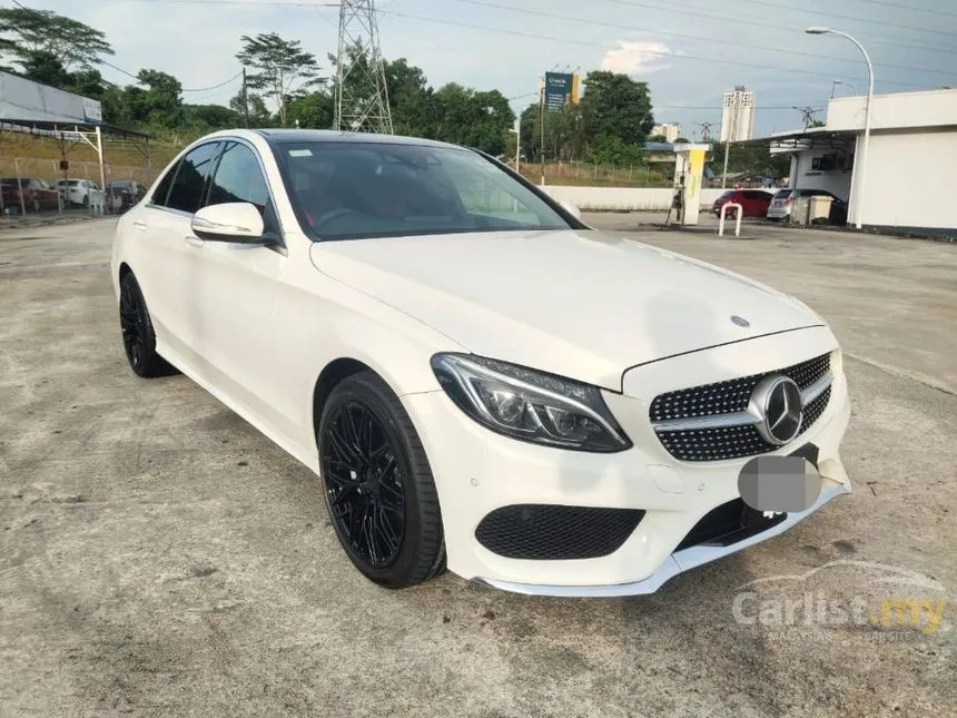 2015 Mercedes-Benz C200 AMG Sedan