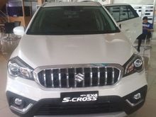 Suzuki SX4 S-Cross diskon 30 jt