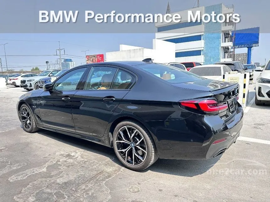 2023 BMW 530e M Sport Sedan