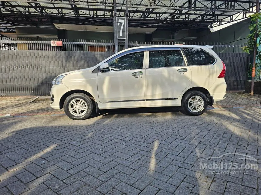 2015 Daihatsu Xenia X Deluxe MPV