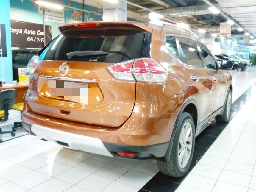 Jual Mobil Nissan X-Trail 2015 T32 2.5 di Jawa Timur Automatic SUV