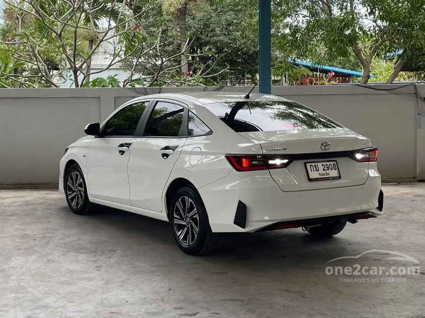 2025 Toyota Yaris Ativ Sport Sedan