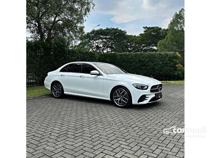 2022 Mercedes-Benz E300 AMG Line Sedan