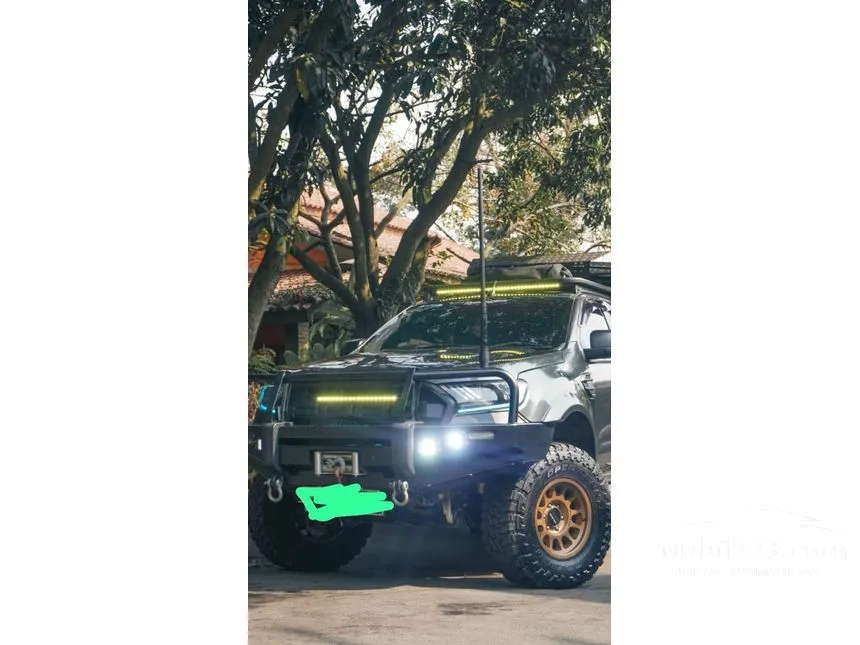 Jual Mobil Ford Ranger 2012 XLT 2.2 di Jawa Barat Manual Pick-up Abu ...