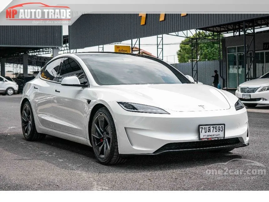 2024 TESLA Model 3 Performance Sedan
