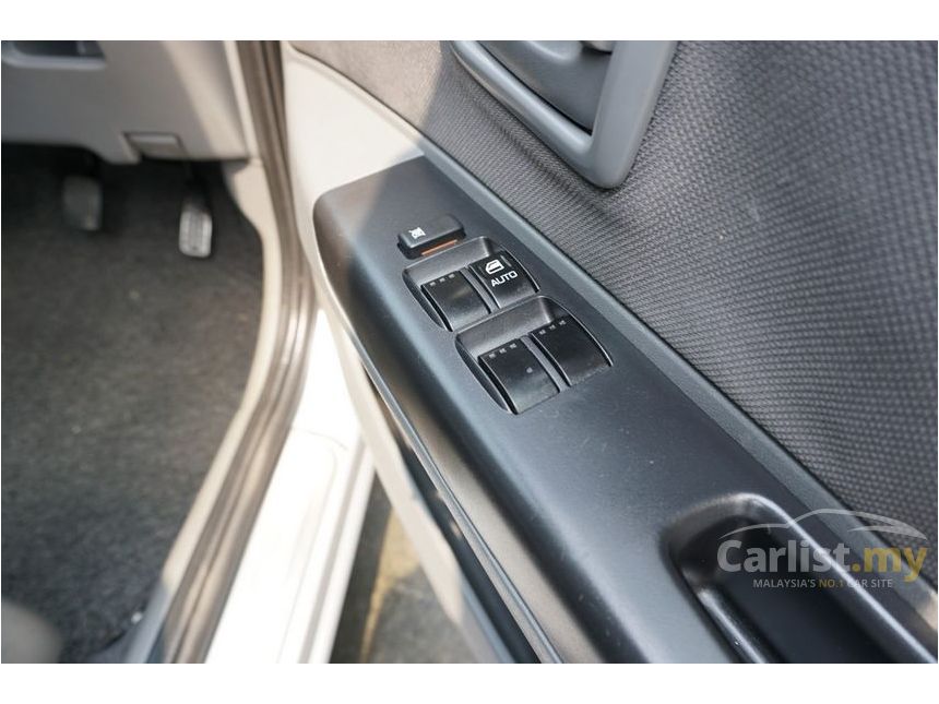 Perodua Myvi 2009 SX 1.3 in Perak Manual Hatchback Silver Perodua Myvi 2009 SX 1.3 in Perak Manual Hatchback Silver