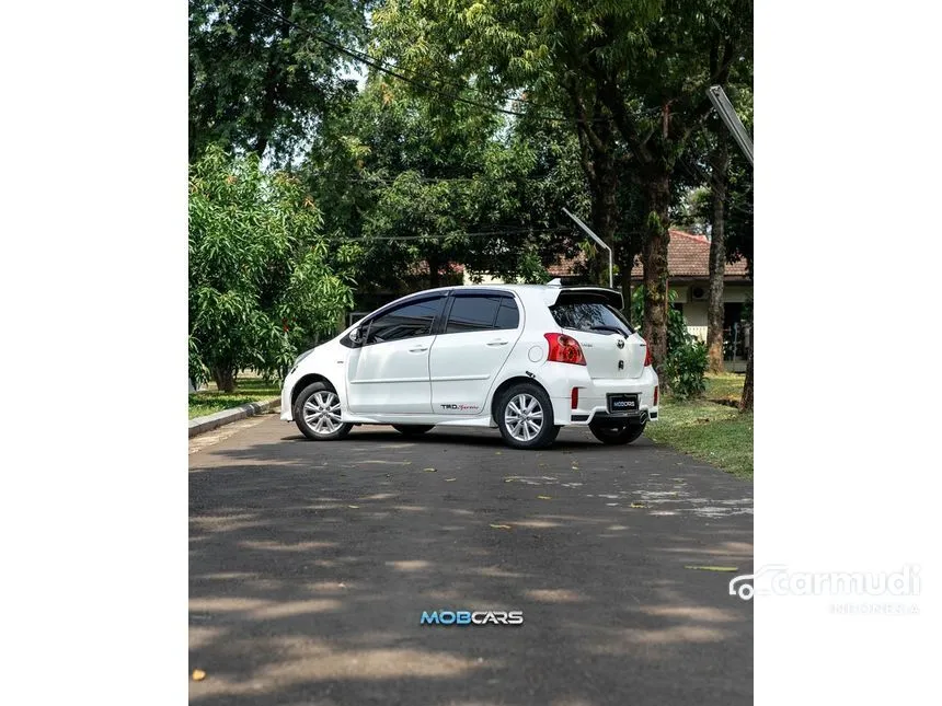 2012 Toyota Yaris S Hatchback