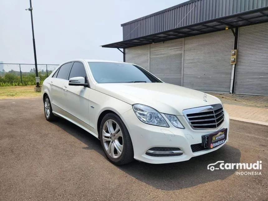 2011 Mercedes-Benz E250 CGI Avantgarde Sedan